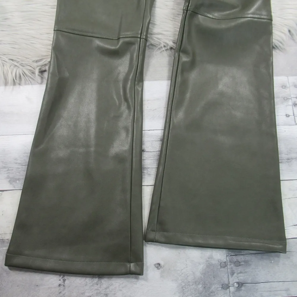 ANTHROPOLOGIE Avec Les Filles Olive Green Vegan Leather Kick-Flare Pants Size 8 - Image 5