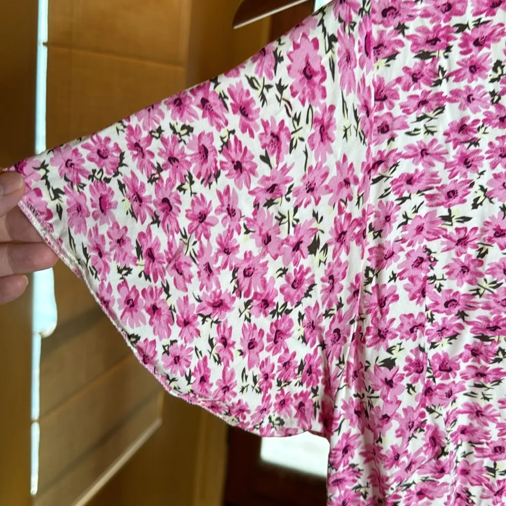 AMERICAN DREAMS Milly Wrap Dress Short Lilac/white Flower Size Large Purple - Image 3