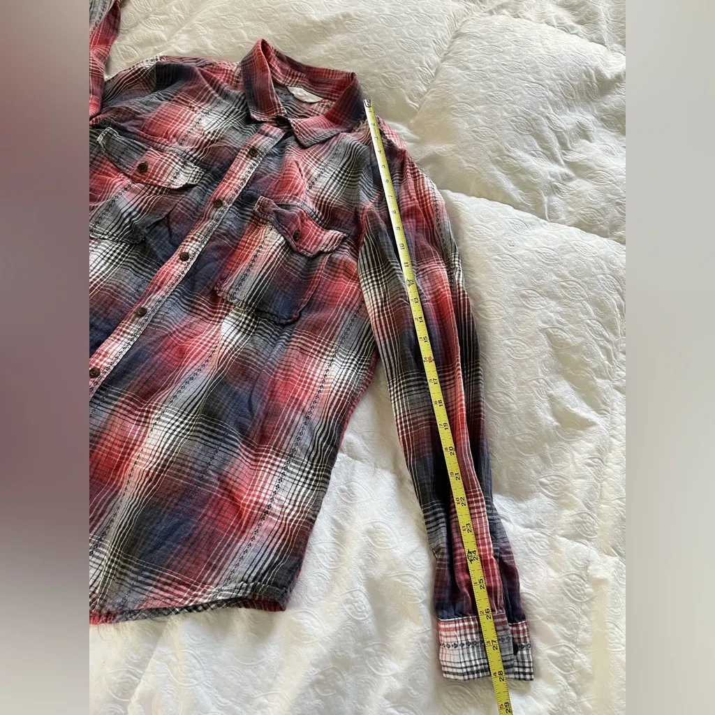 Sun & Shadow size XL plaid button down shirt - Image 4