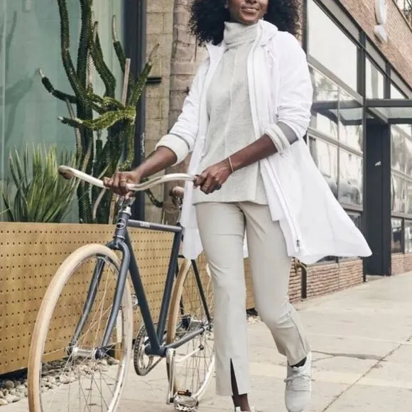 Athleta Wander Slim Straight Crop Pant Athleisure Casual Galactic Gray size 4 - Image 2