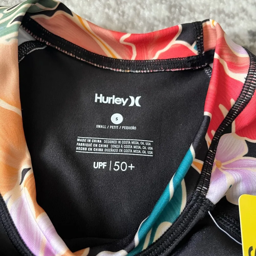 New Women’s Hurley Floral Long Sleeve Rash Guard - Image 3