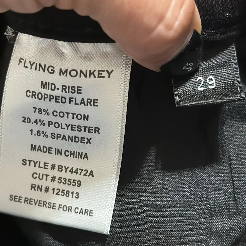 Buckle Flying Monkey women’s size 29 jet black mid rise cropped denim jeans nwt - Image 6