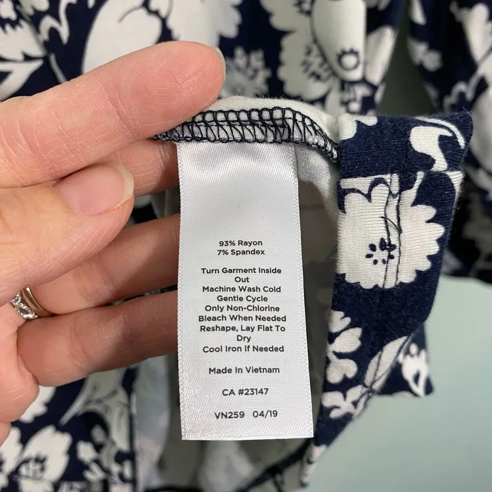 Talbots Women's Black & White Floral Quarter Sleeve Jersey Top Size XL - Image 7