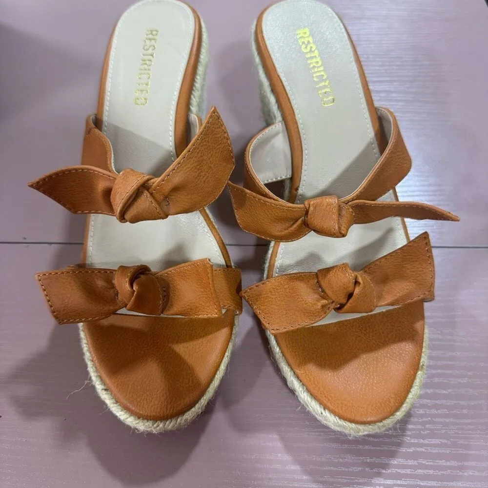 Restricted Brown wedge Bow Sandals Brown Size 8 - Image 3