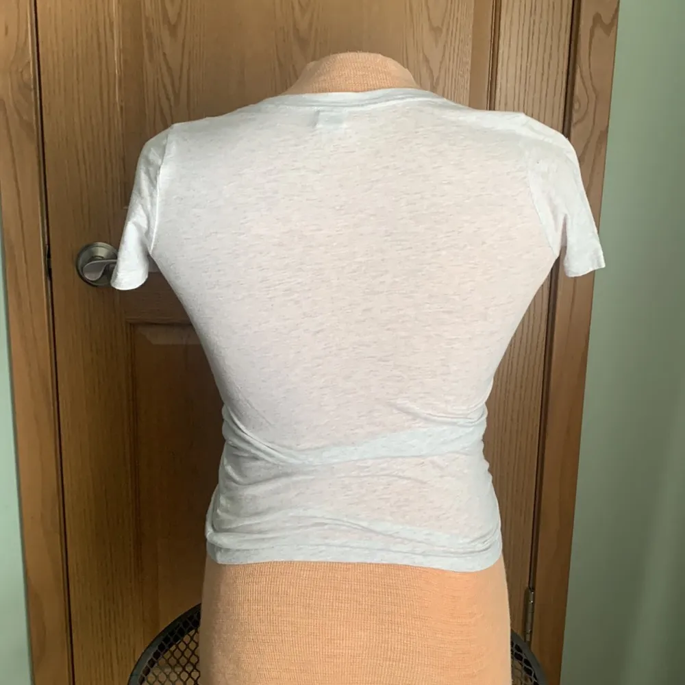 PINK v-neck - Image 2