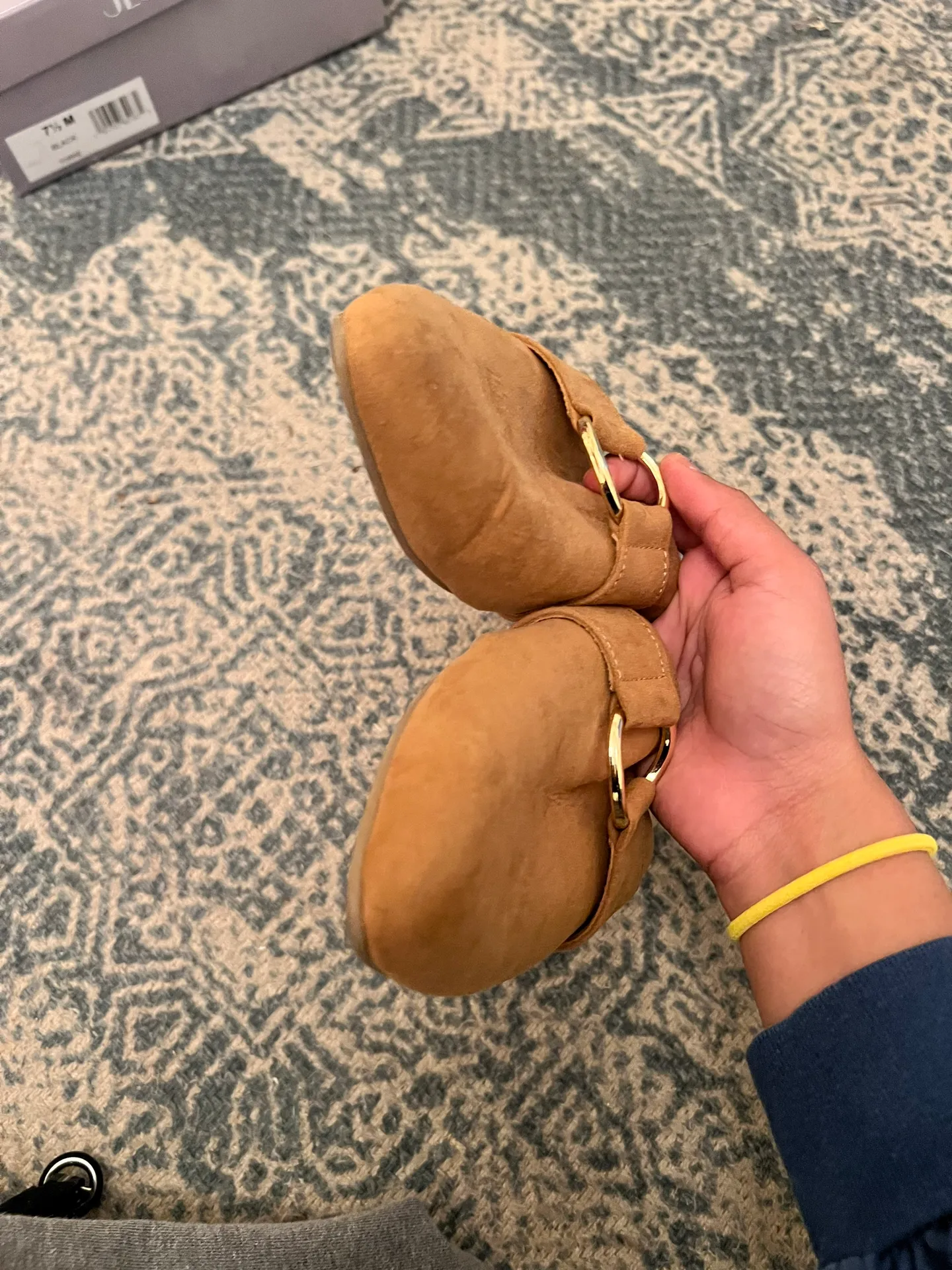 Loafers Tan Size 8 - Image 2