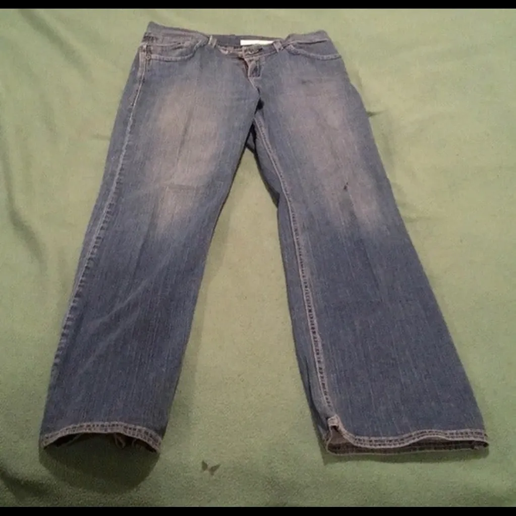 Classic DKNY Mid-Rise Flared/Bootcut Jeans - Image 3