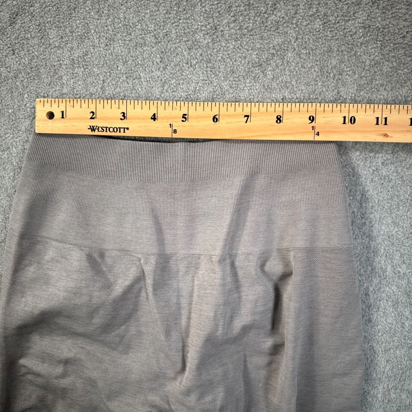 Alphalete Gray High Rise Leggings Women's Small Athletic Ruched 25" Inseam - Image 2