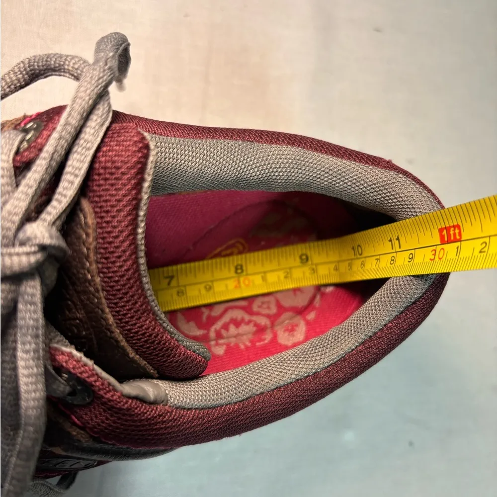 KEEN Dry Burgundy Lace Up Shoes Womens Waterproof Hiking Sneakers - Image 4