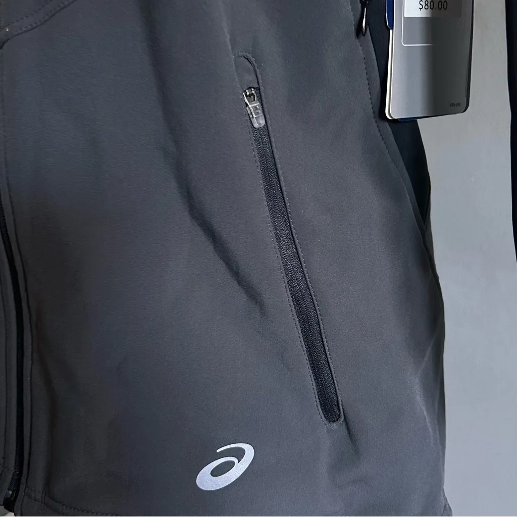 NWT ASICS Ultra Runner Jacket | Size: M | Dark Grey | MSRP: $80 (Runs Small) - Image 2