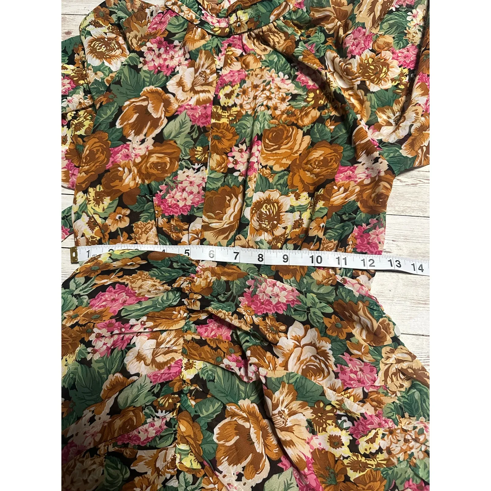 Lush Open Back Ruched Sheath Flora Minil Dress Mock Tie Neck Size Small NWT - Image 5