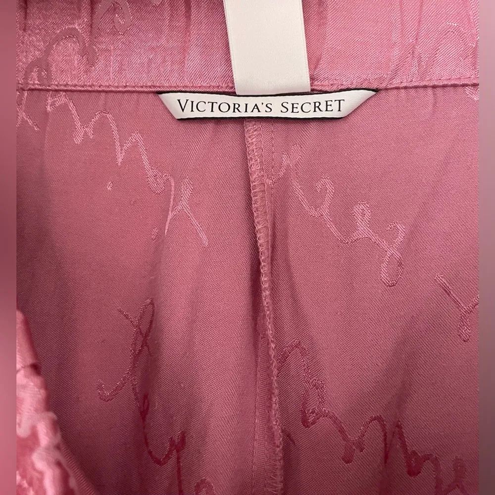 Victoria's Secret Pink Satin Silky Pajama Pants Lounge Spell Out, Pockets ; XL - Image 5