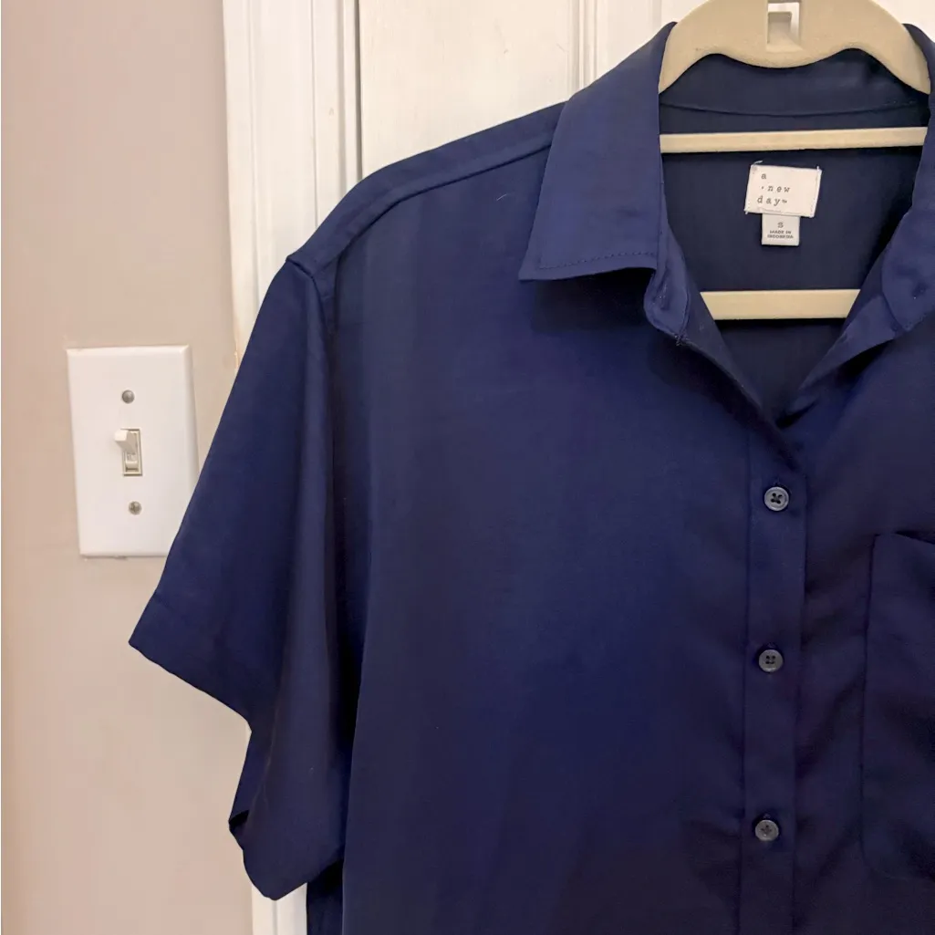 A New Day Short Sleeve Collared Silky Button Down Shirt in Navy - Image 6