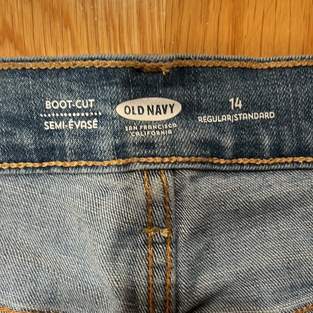 Old Navy  women’s boot cut size 14 . - Image 4