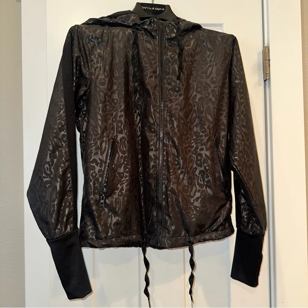 Zyia Active black leopard print bomber jacket windbreaker XS - Image 2