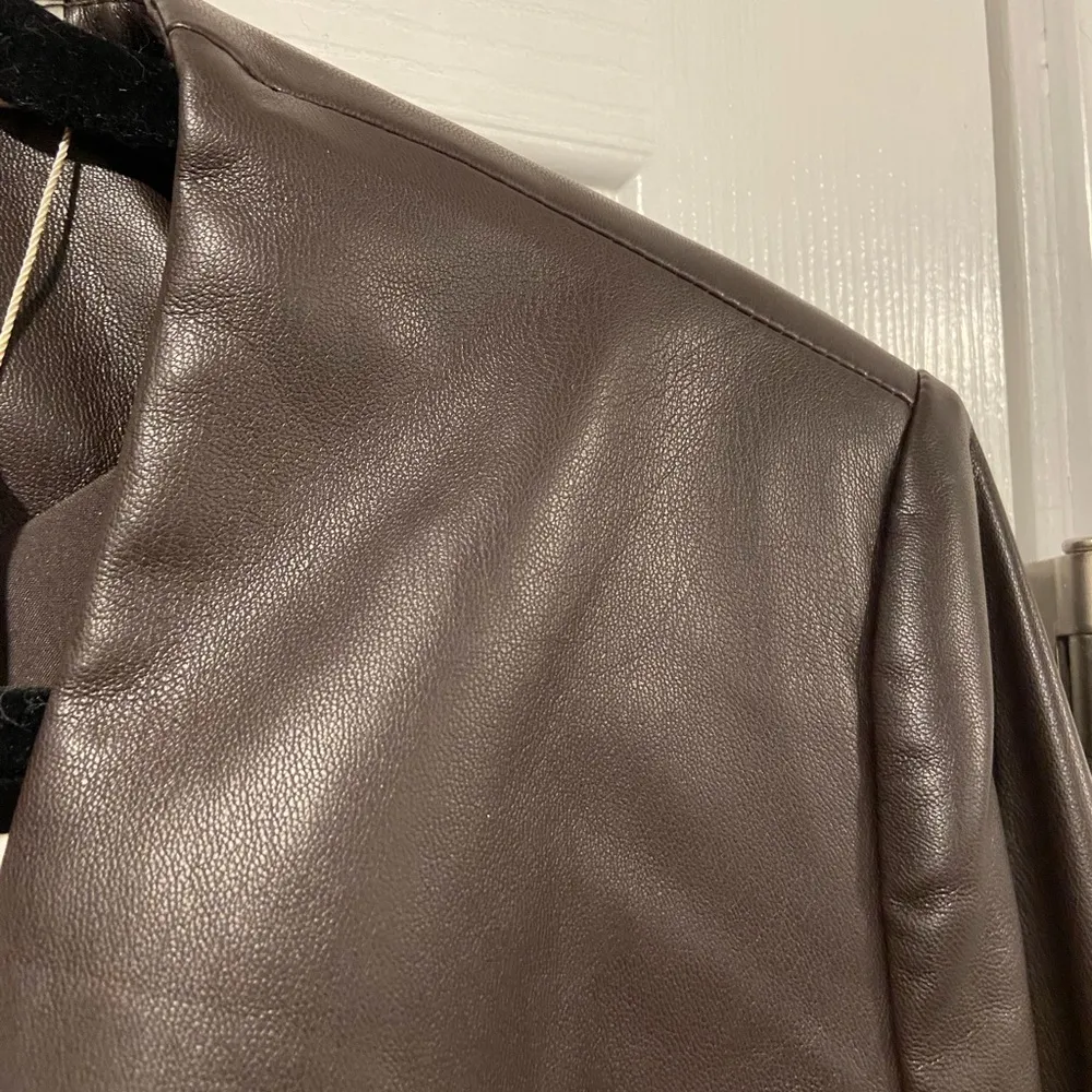 NWT Elie Tahari Size 4 Dark Brown Faux Leather Gold Button Blazer Lined Stretch - Image 5