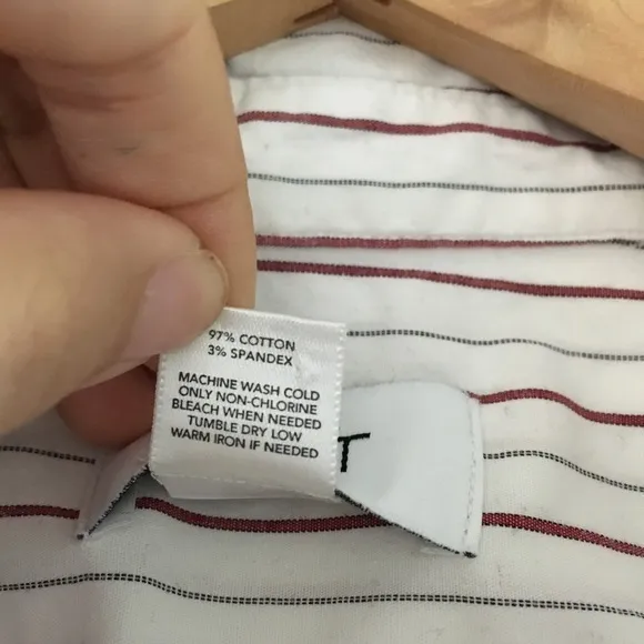 5/$15‎ - Loft Ann Taylor Striped Button Down Shirt - Image 3