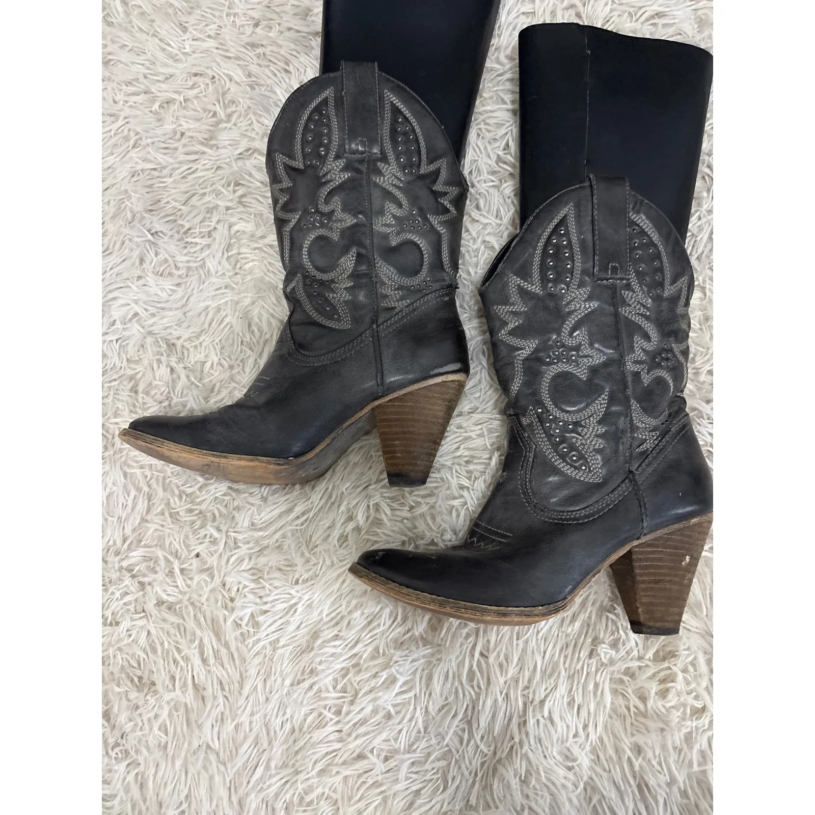 Volatile Women Black Leather Western Cowboy Boots Size 8.5 Denver Heel - Image 2