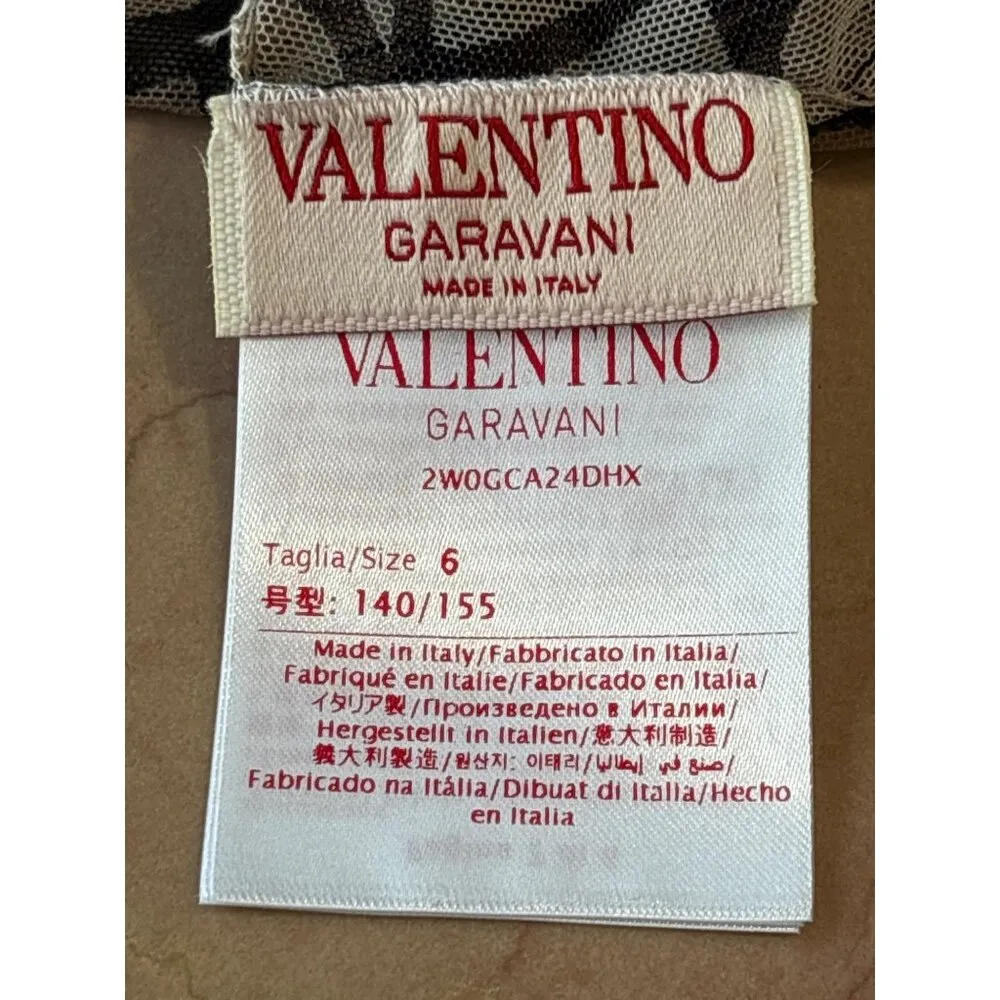 Valentino Garavani Toile Iconographe Long Sleeved Gloves in Beige Nero 6 New - Image 6