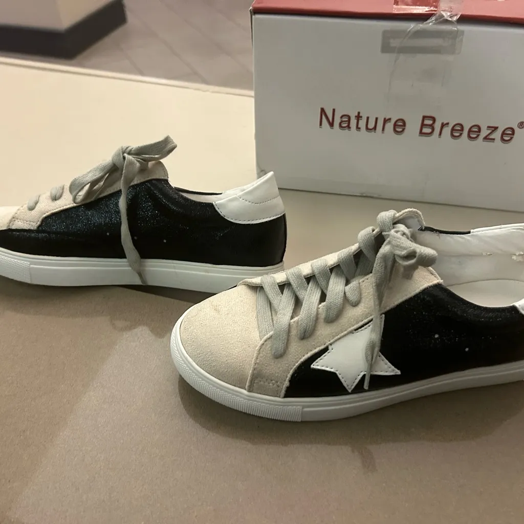 Nature Breeze Cream and Black Lace-Up Sneakers 8. Light peeling - Image 2