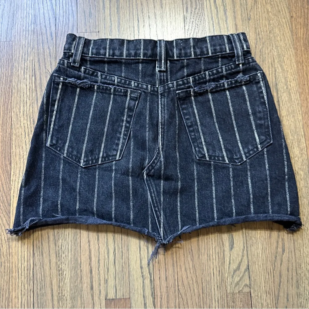 Reformation size 23 denim skirt button fly - Image 5