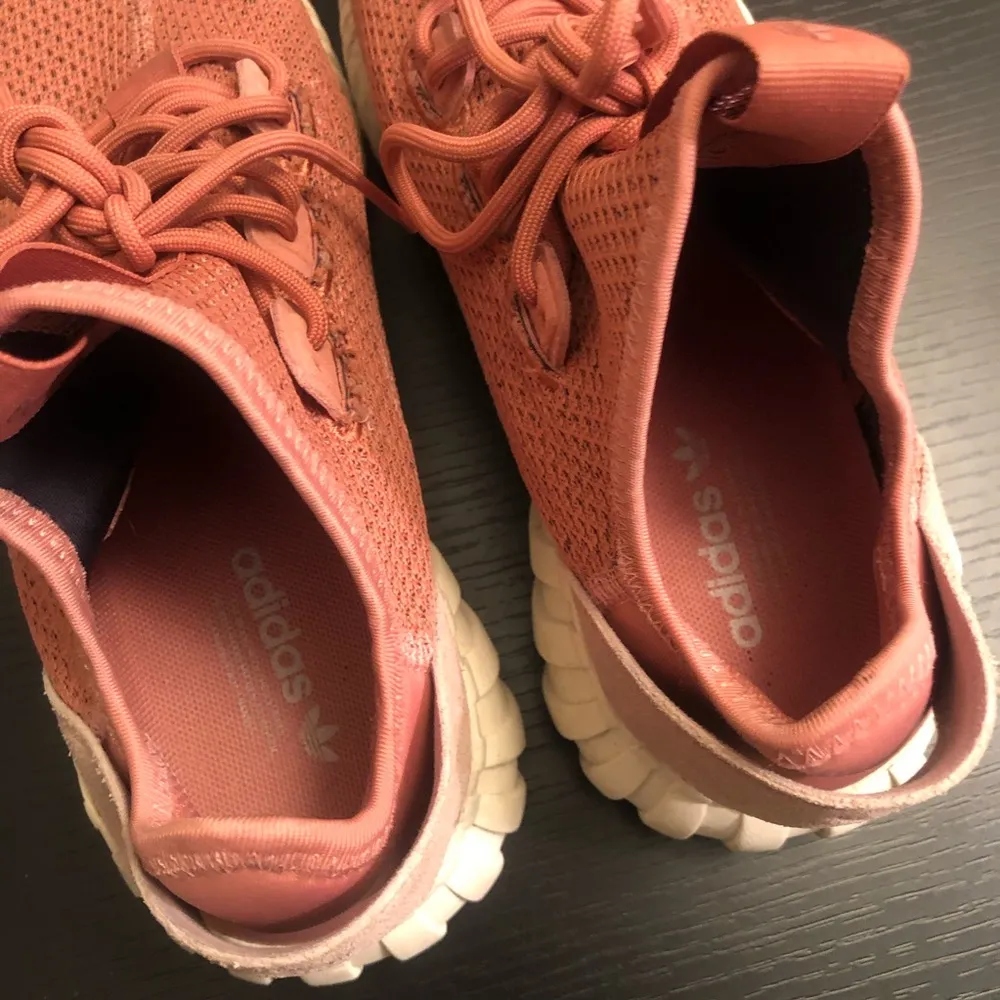 Women’s Adidas Tubular Sneakers Pink Athletic Shoes 7 - Image 5