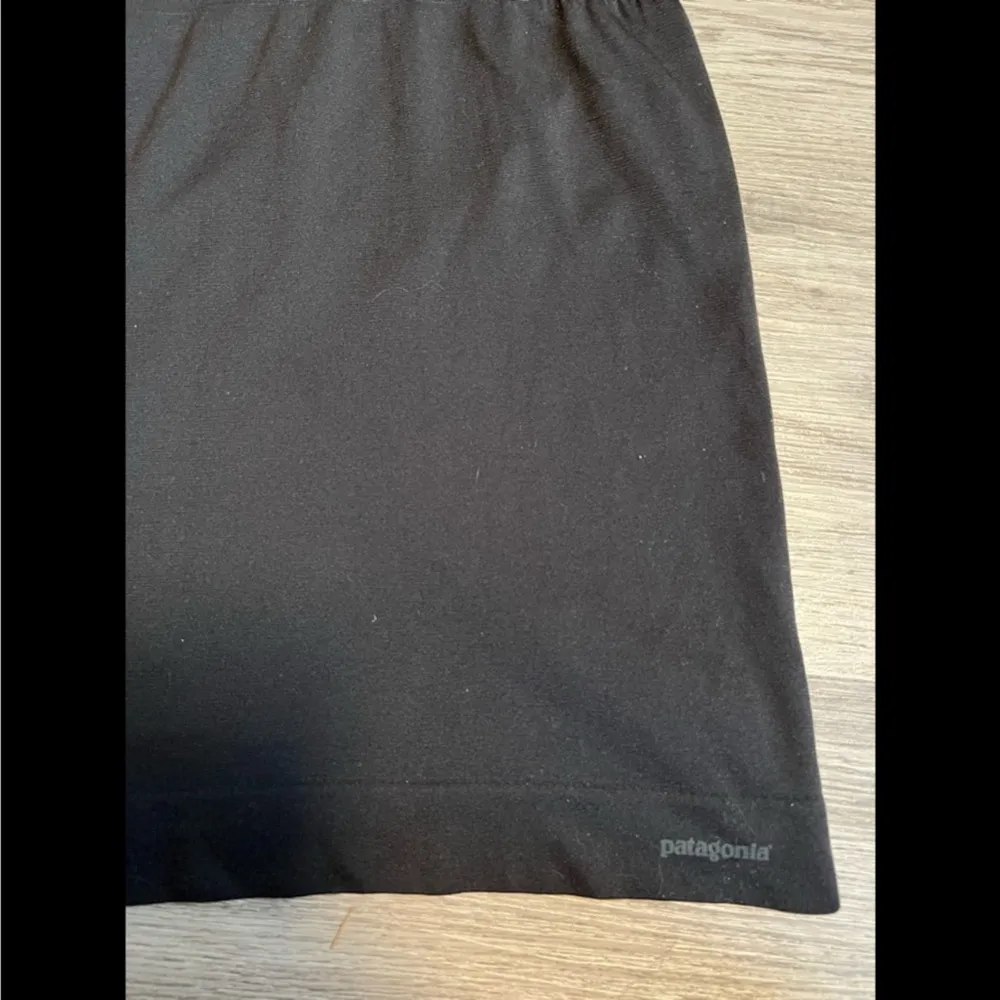 Patagonia Black Racerback A-Line Relaxed Seamless Shelf Bra Tank Top Size Medium - Image 7