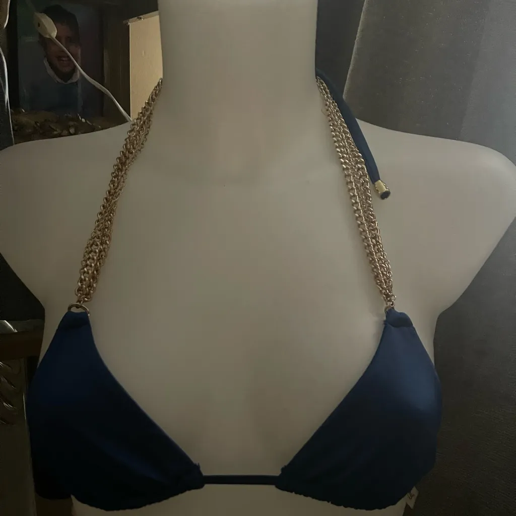 Beach Bunny Swimwear Ball and Chain Top in blue XS - Image 5