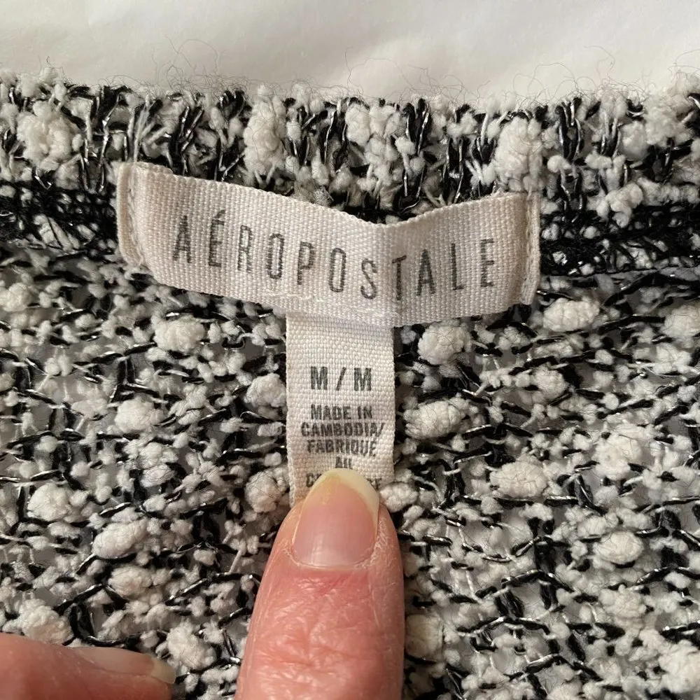 Aeropostale women's black and white long sleeve soft sweater size medium stretch - Image 7