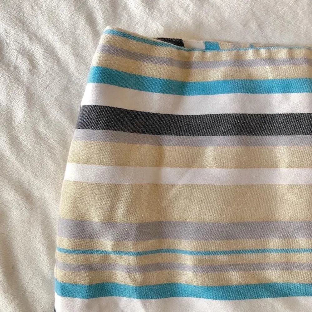 blue cream white gold striped Loft skirt size 6 - Image 2