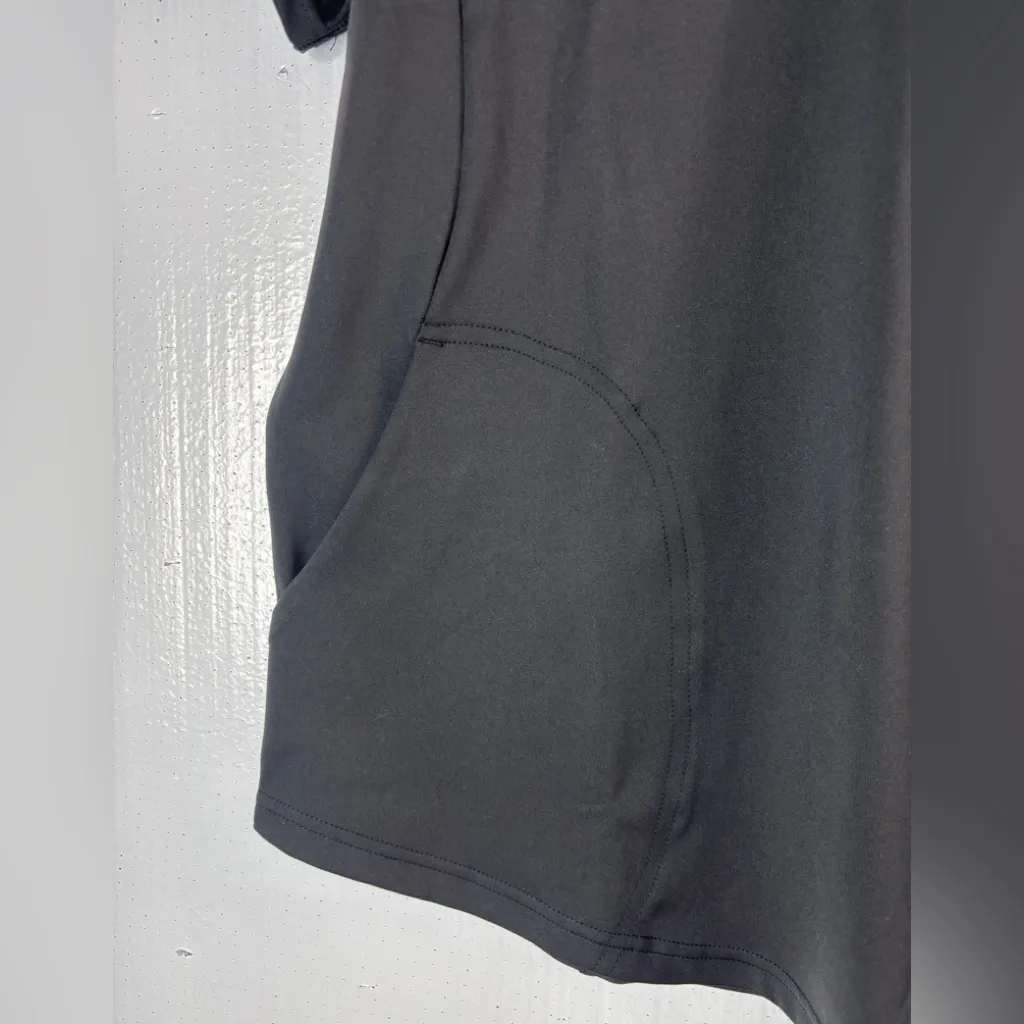 WonderWink L Scrub Tunic Modern Fit Like New Top - NWOT in Black - Image 4