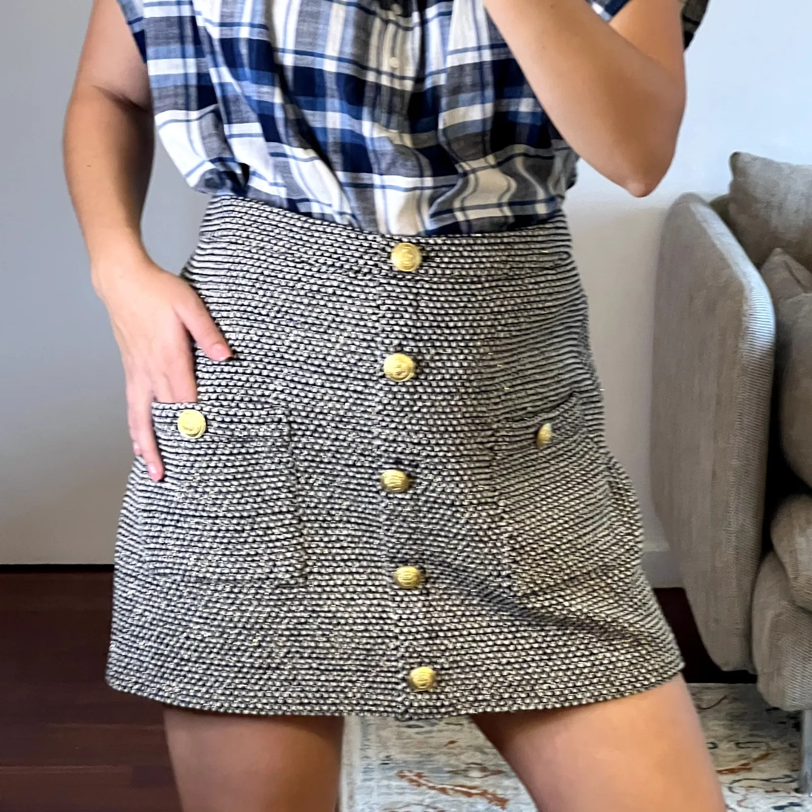 L'Agence  Zander Button front Mini skirt size 10 gray - Image 3