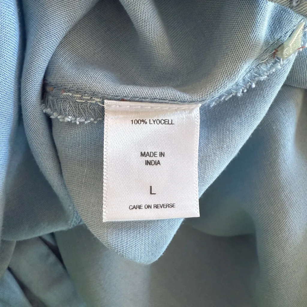 New York & Co Twist Front Light Blue Button - Image 5