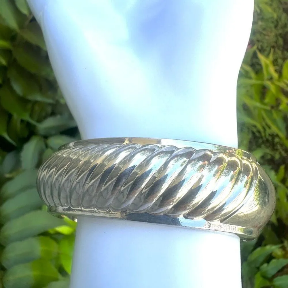 Silver tone rhinestone hinged bangle bracelet - Image 3