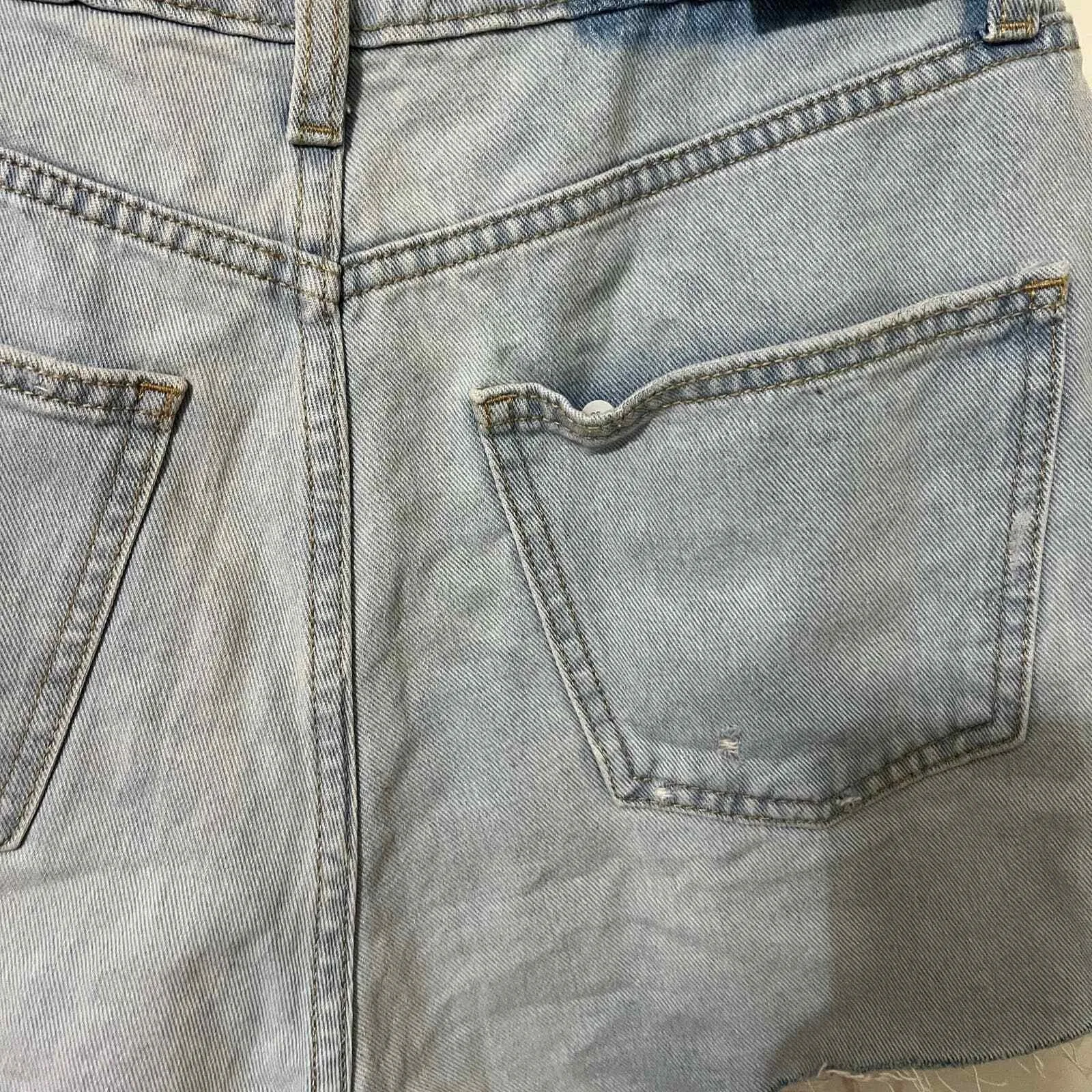 Wild Fable Womens High Rise Cutoff Denim Shorts Size 6 Light Wash‎ Distressed - Image 10