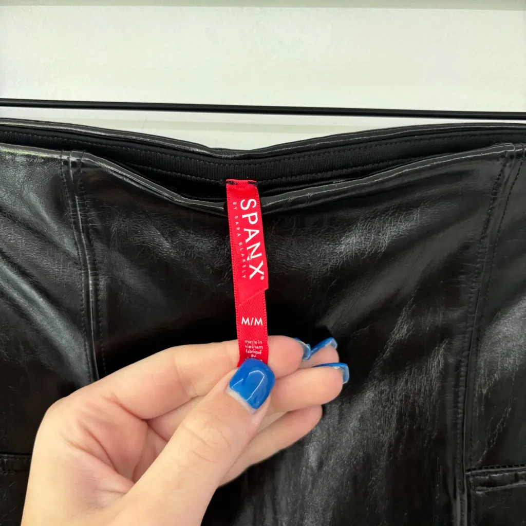 SPANX Faux Patent Leather Leggings Classic Black - Image 4