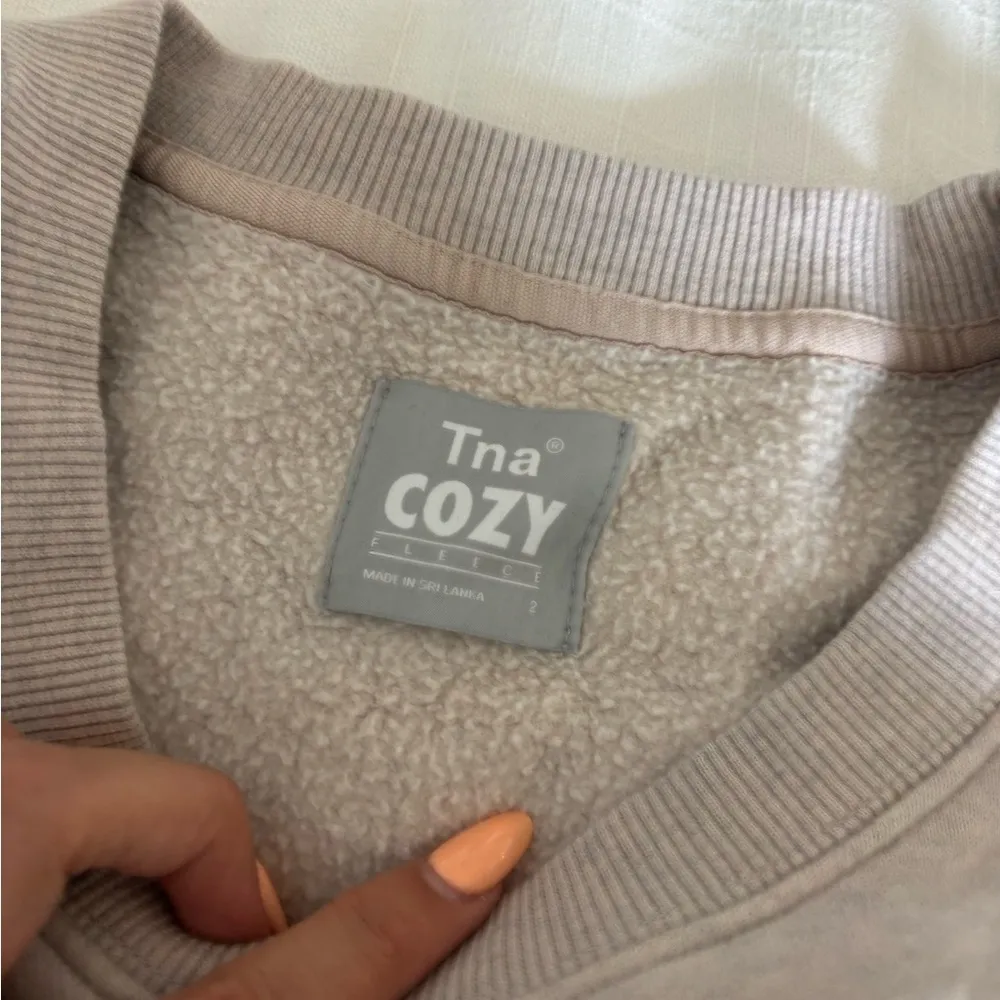 TNA Cozy fleece crewneck Size M - Image 3