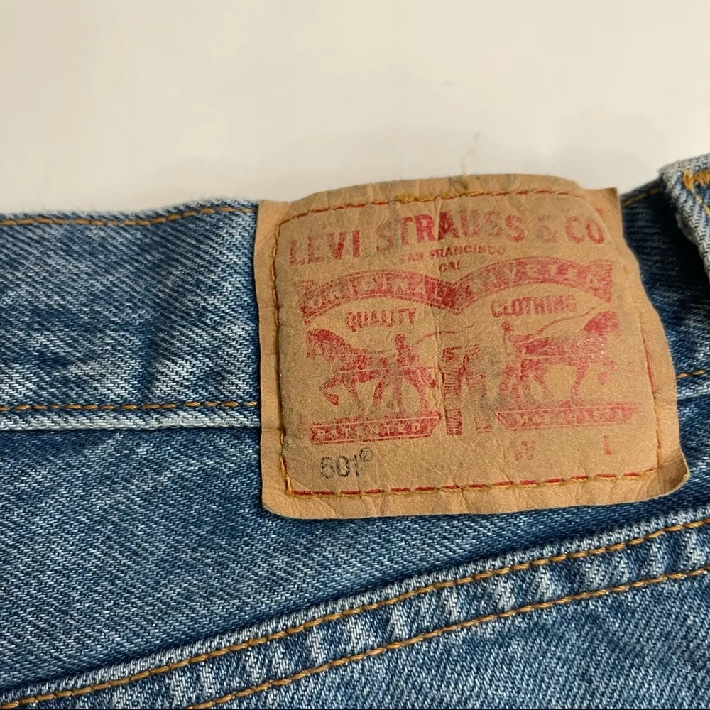 Button Fly High Rise Denim Shorts size 27. Womens - Image 5