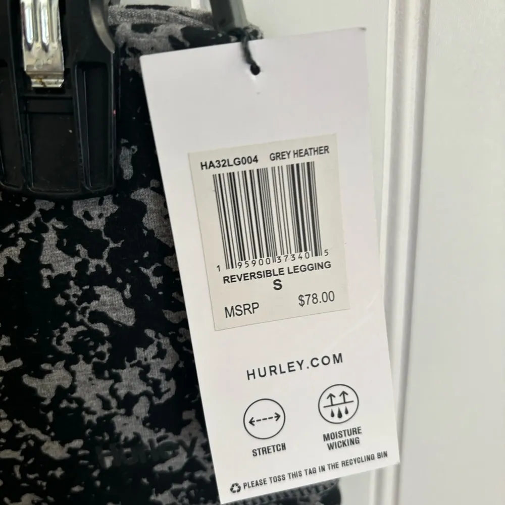 Hurley Reversible Leggings Size Small NEW - Image 7