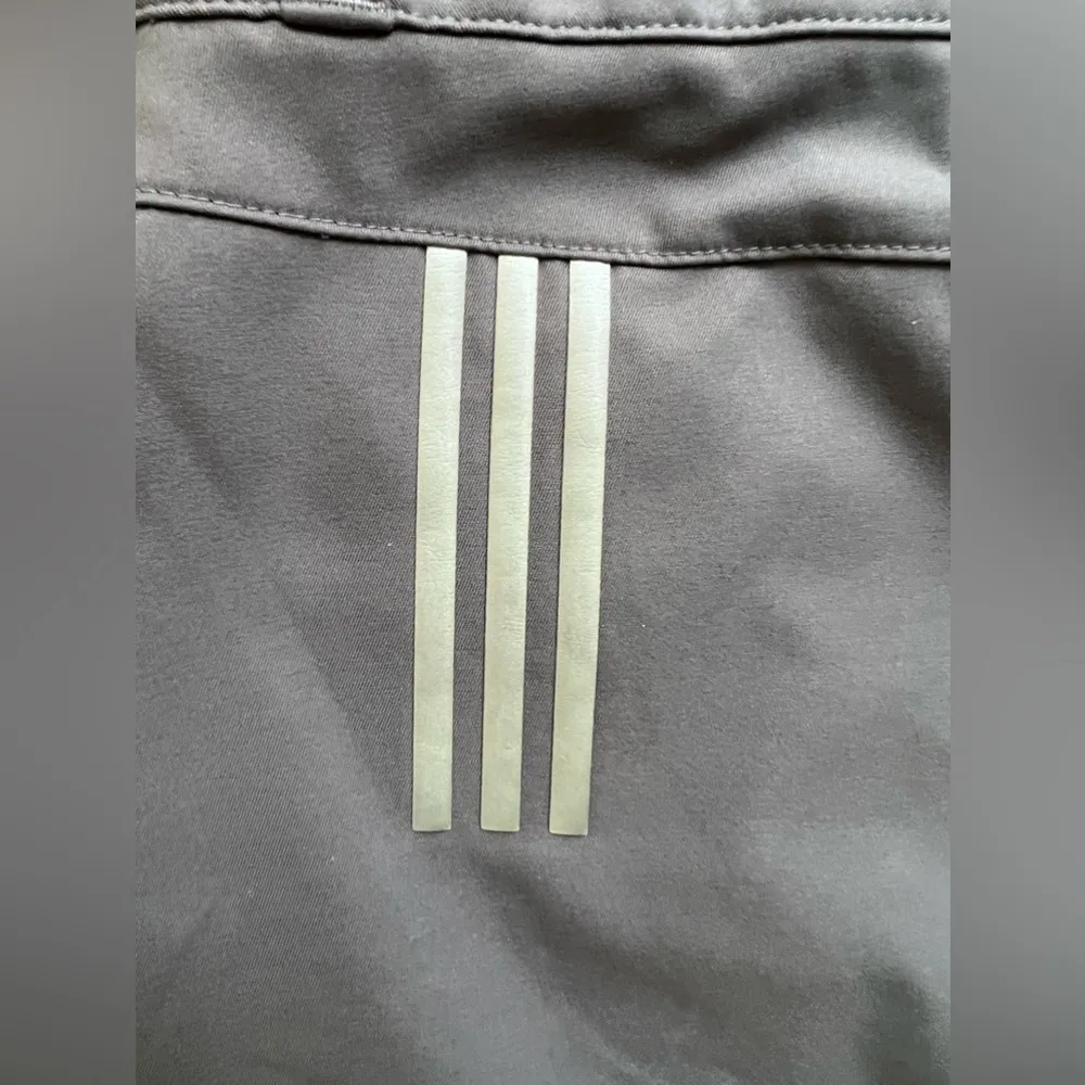 Adidas  | women’s everyday casual athletic golf skort. Size: 8 - Image 8