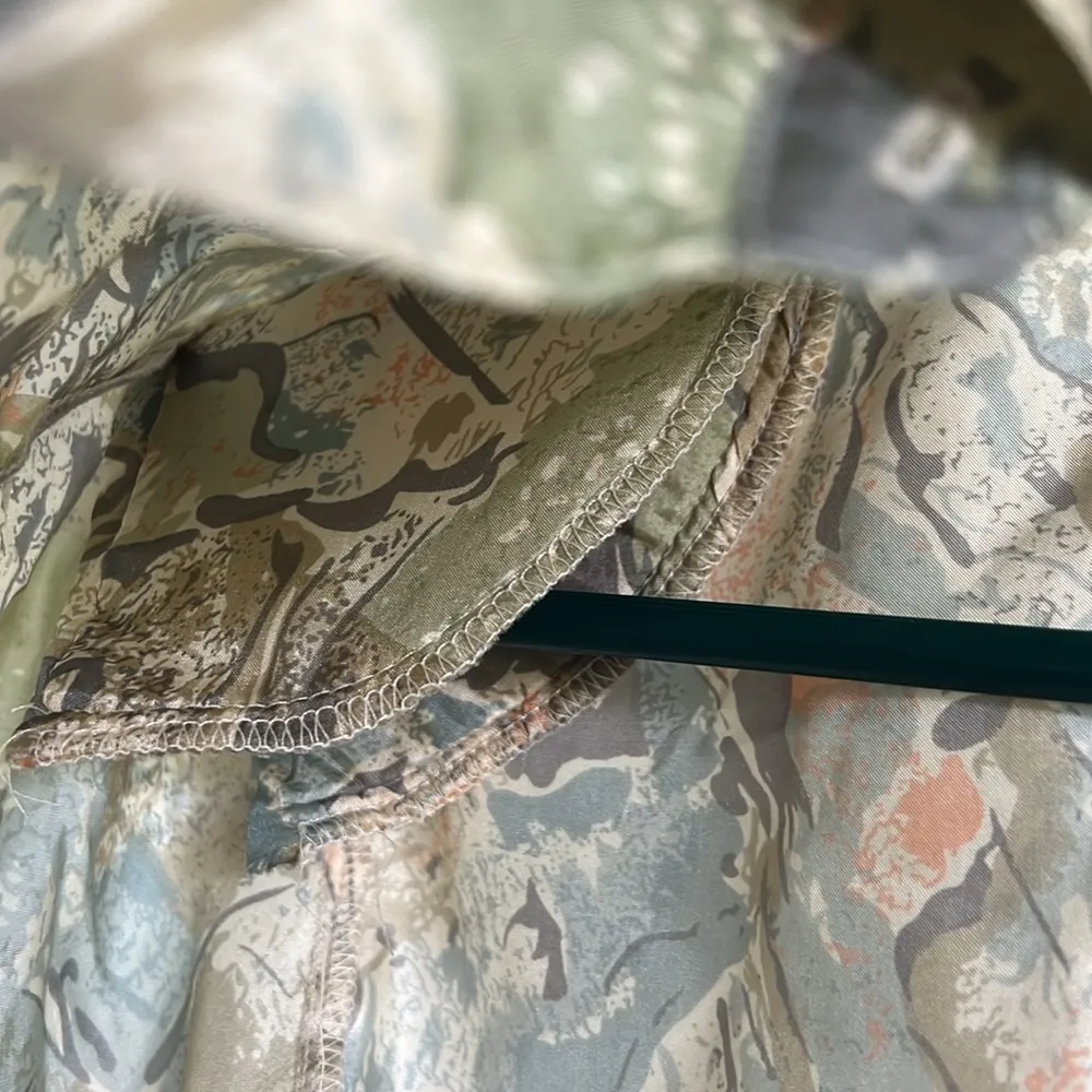 Vintage 100% silk abstract short sleeve top Green Size M - Image 6