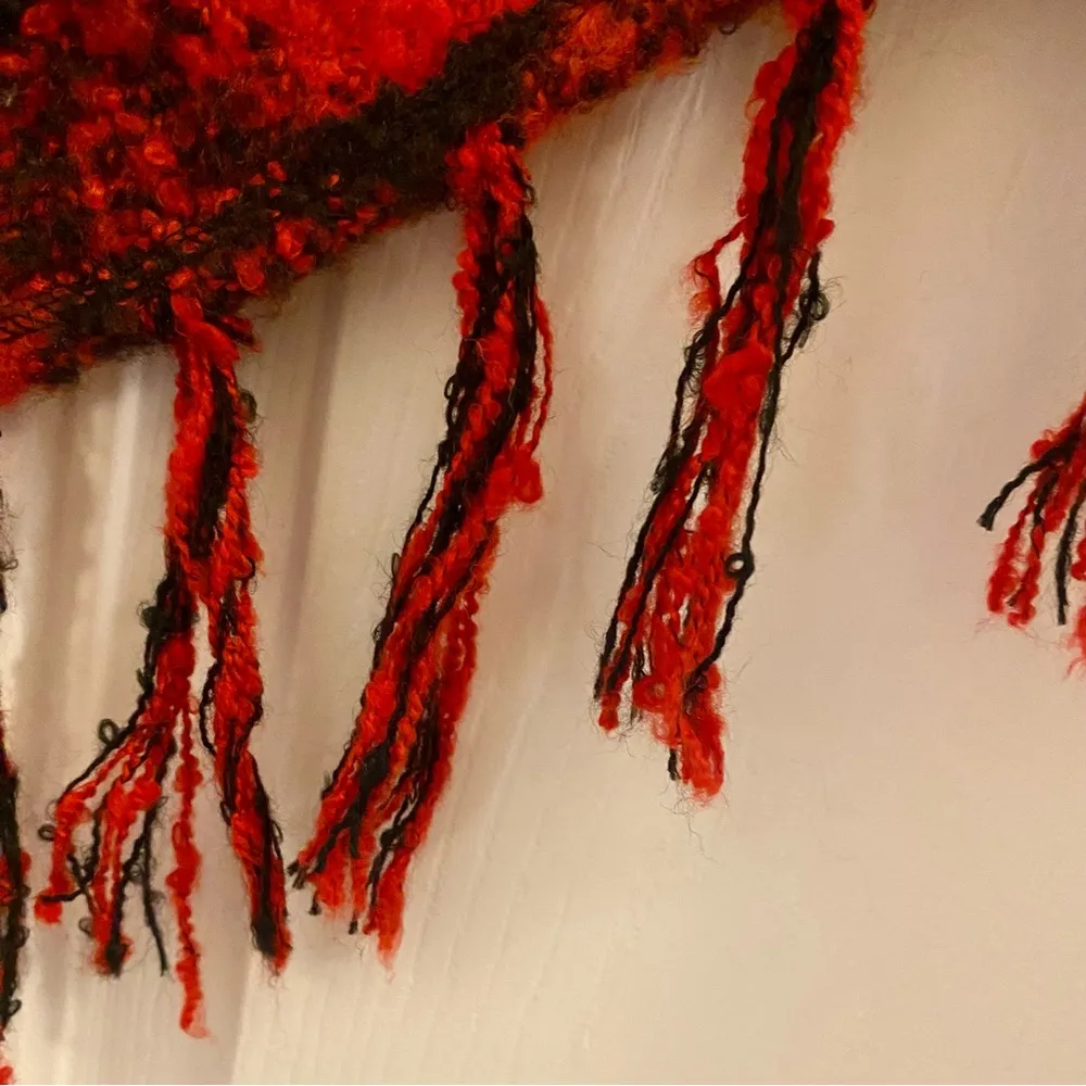 Classic Red & Black Buffalo Plaid Tassel Scarf Unisex Womens One Size - Image 8