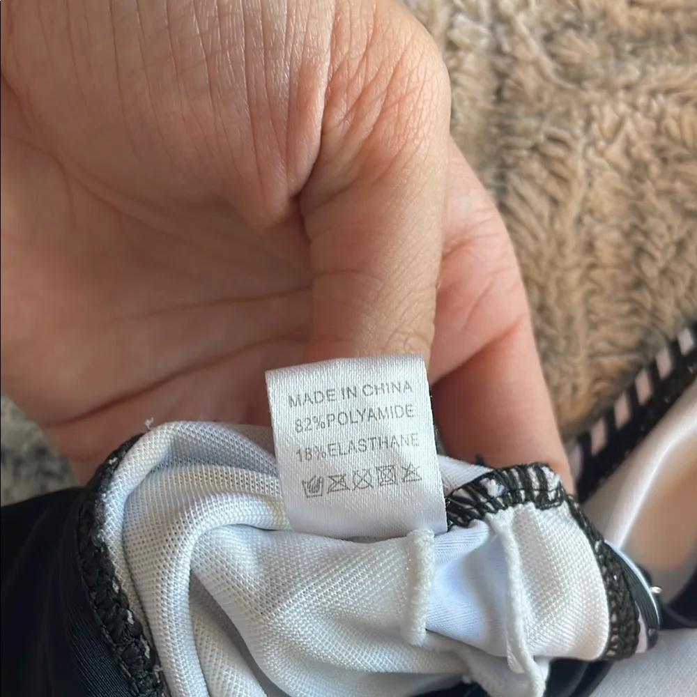 Women's Black White Striped One Piece Swimsuit‎ Plunging V Neck Tummy Control Size M - Image 7