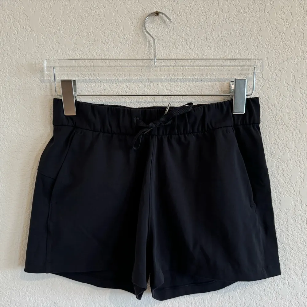Lululemon On The Fly Woven Short 2.5" Inseam Black 8 Workout Athleisure Gym Yoga - Image 3