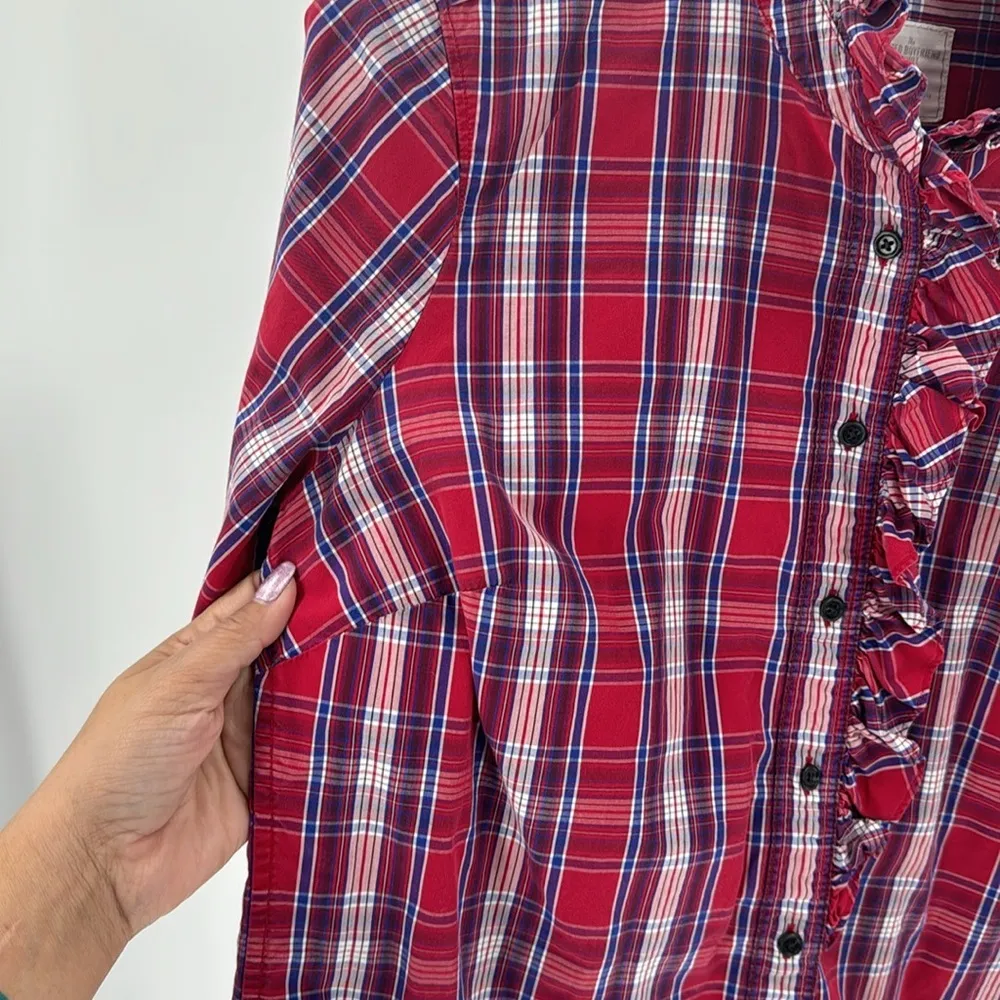 GAP boyfriend fitted shirt red plaid ruffled accented collar preppy chic classic - Image 5