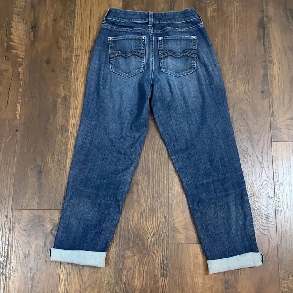 WHBM Crop Leg Embroidered Pocket Jeans - Image 8