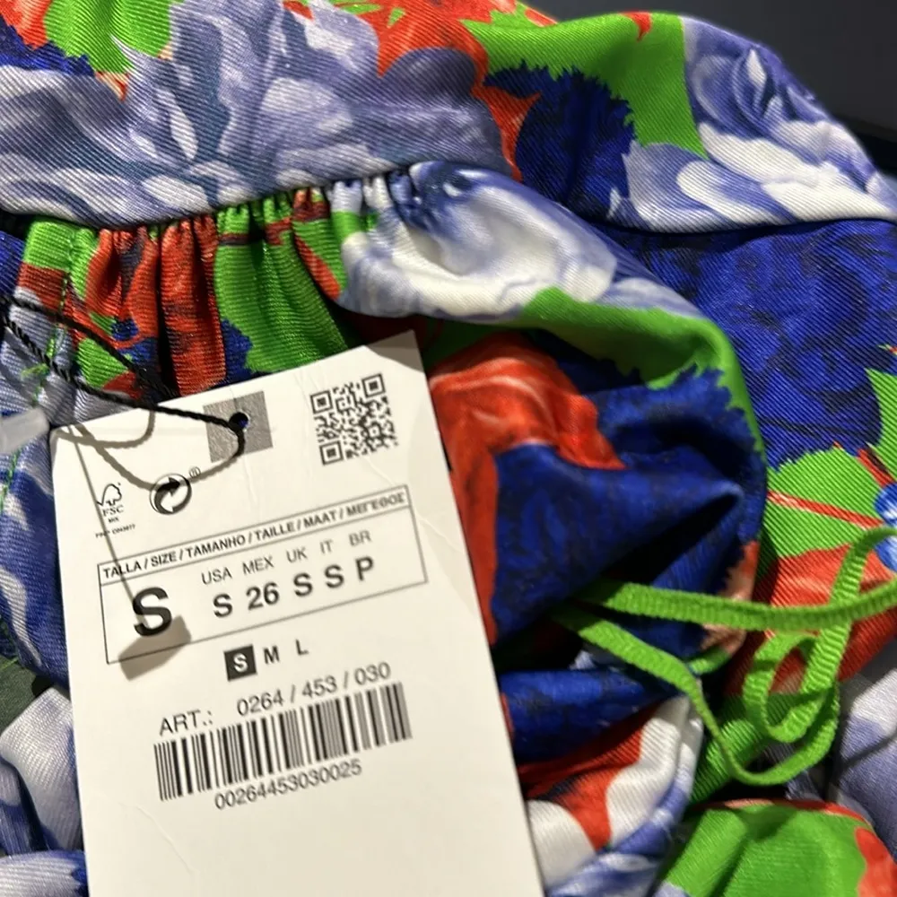 NWT  ZARA BLUE MULTI FLORAL ASYMMETRICAL BODYSUIT Bloggers Fav - Image 7