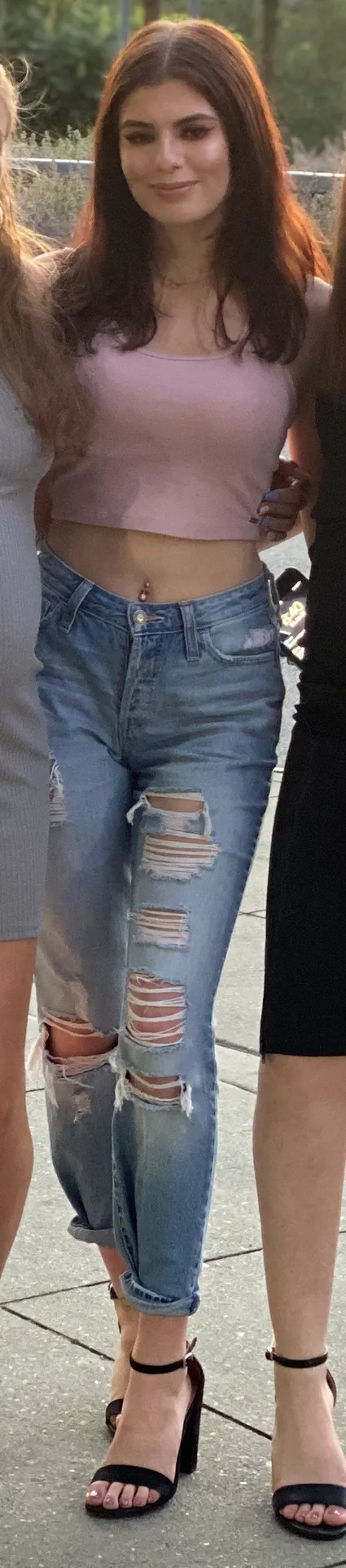 High Rise Vintage Straight Distressed Jeans in Light Blue Wash - 3R - Image 4