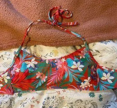 Target Hawaiian Floral Print Bathing Suit - Image 2
