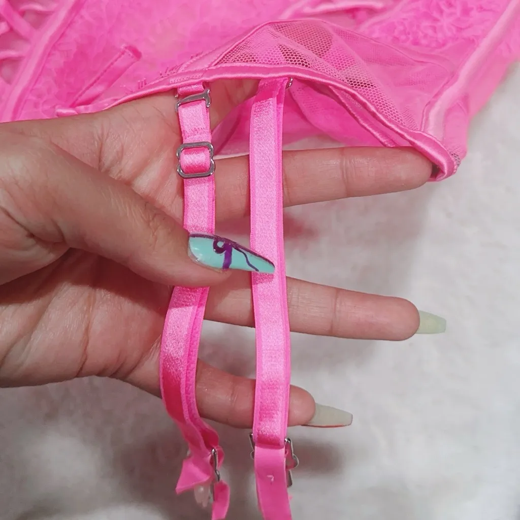 Victoria secret wicked lace up corset top w/garters SIZE small baby pink - Image 11